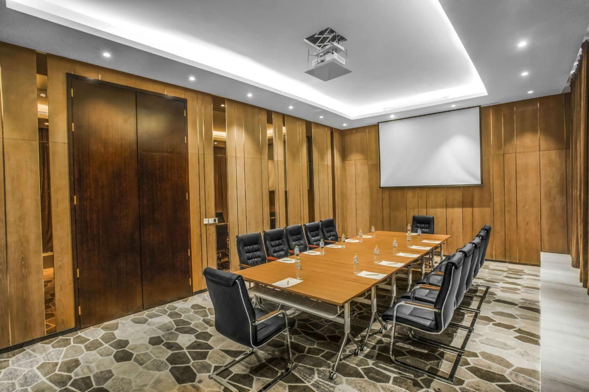 Hilton Garden Inn Guiyang Yunyan Esterno foto